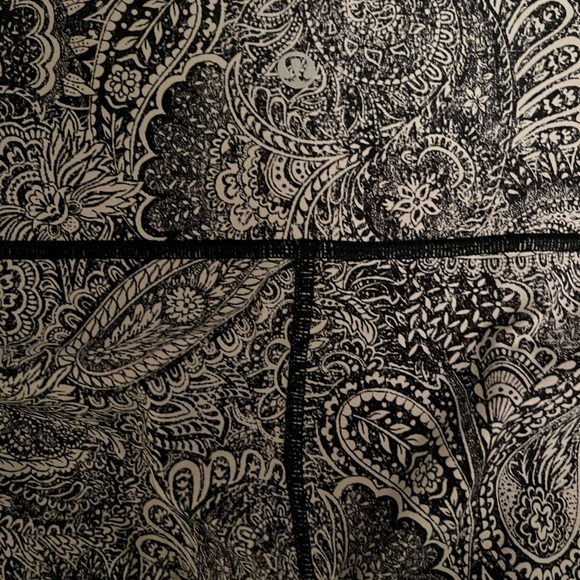 Lululemon Leggings - Picture 3 of 5